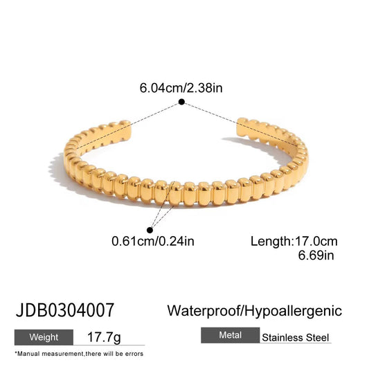 The Ridge bracelet