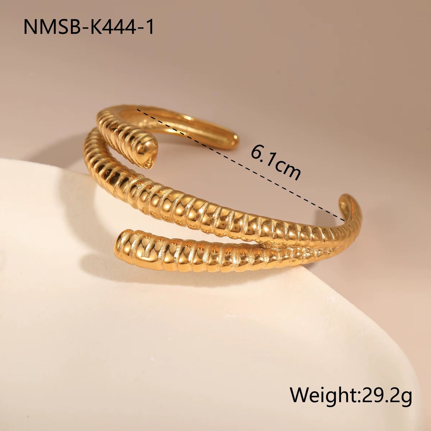Dracara bangles