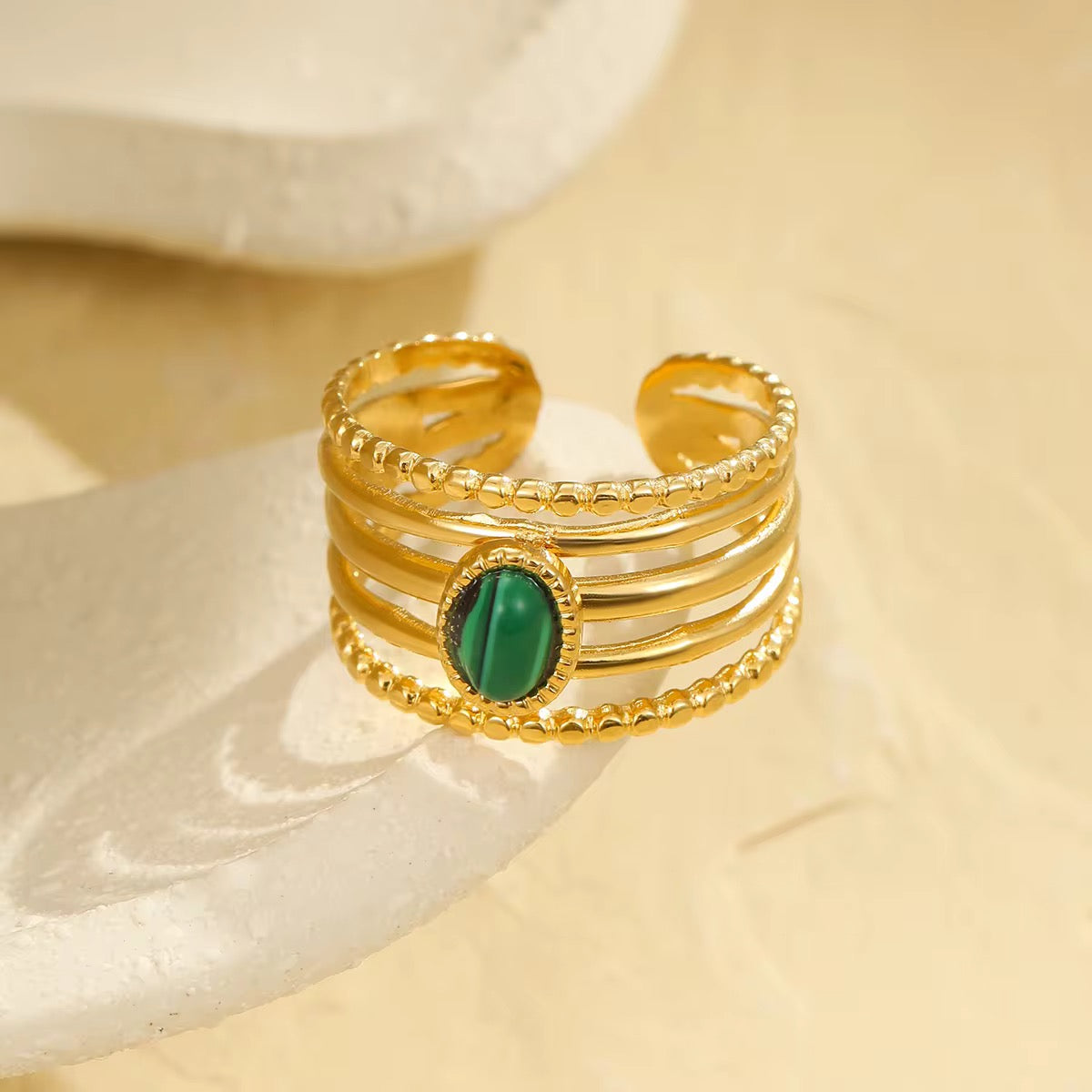Esmera Ring