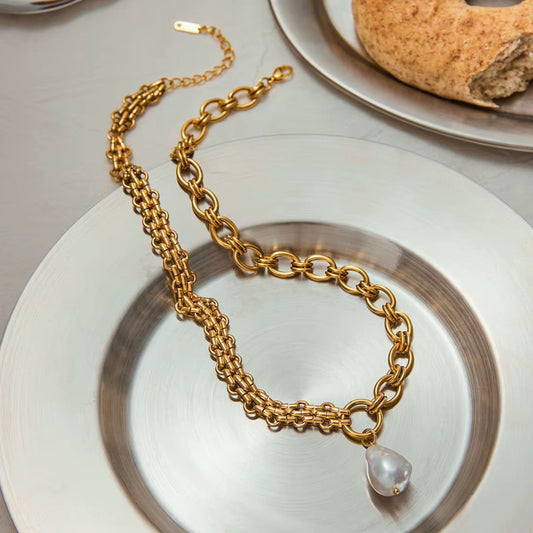Monica Pearl Pendant