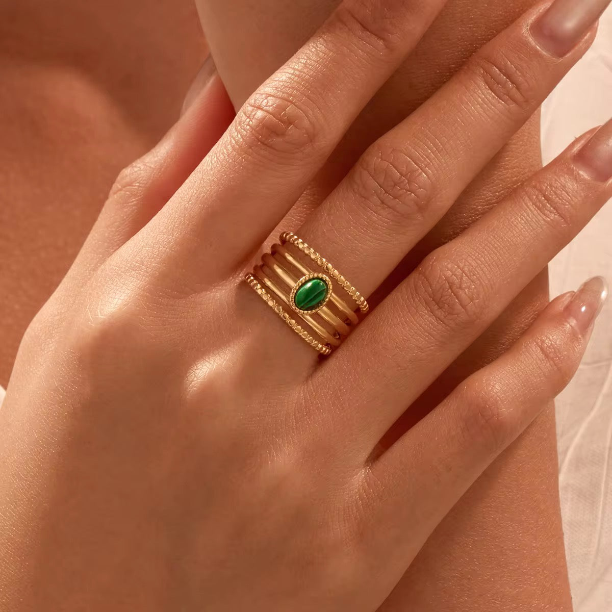 Esmera Ring