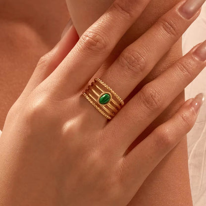 Esmera Ring