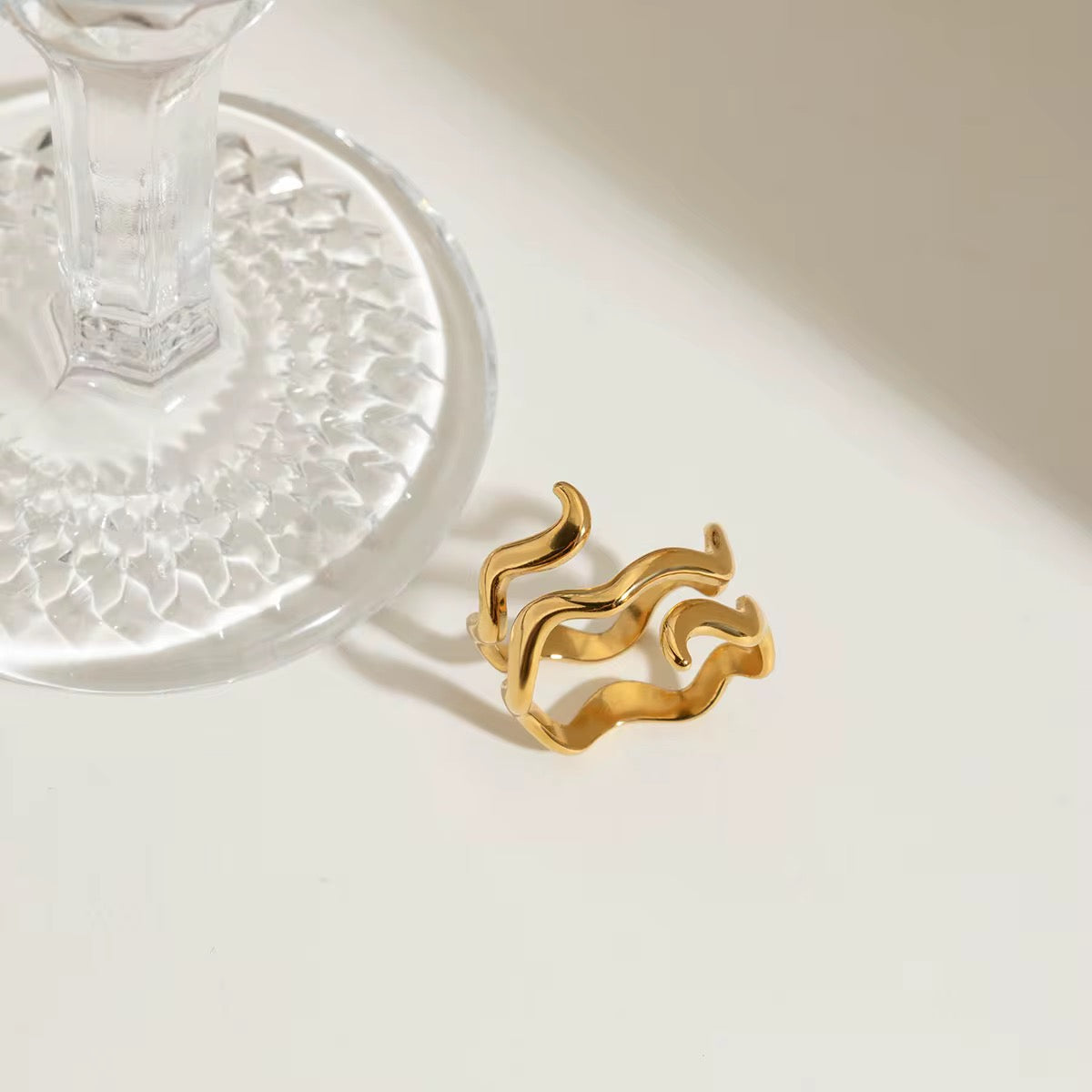 Wavy Ring
