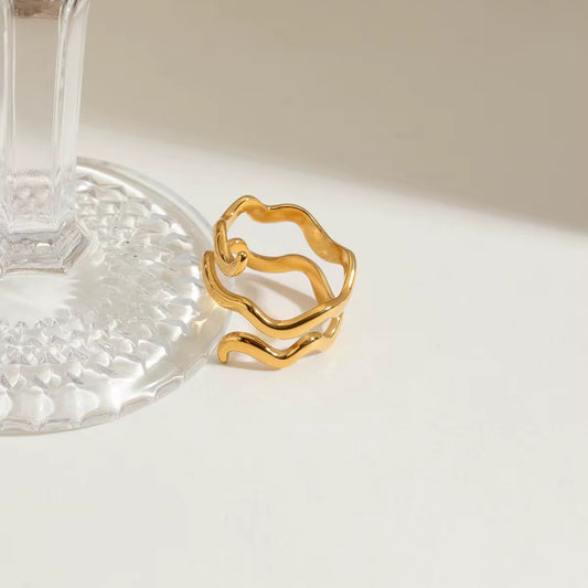 Wavy Ring