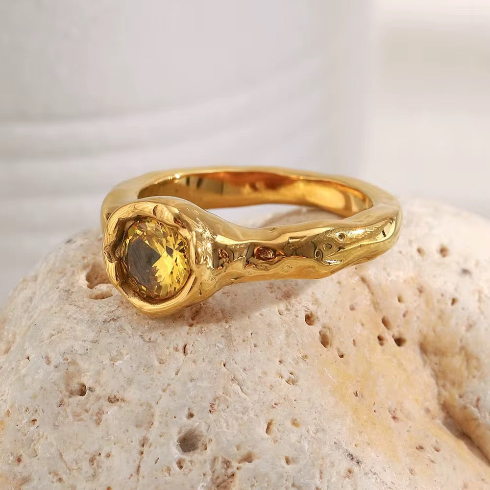Kyra Ring
