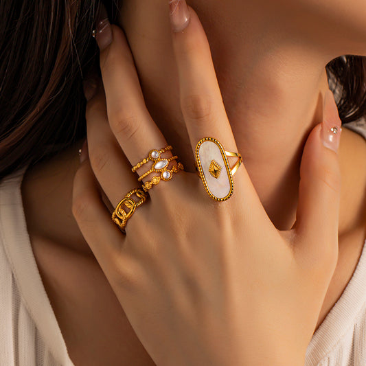 Blanc Aura Rings