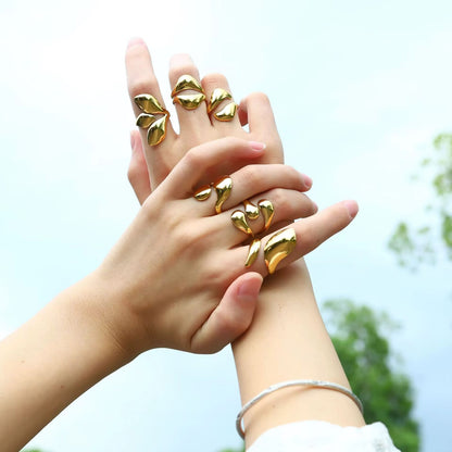 Aurelia Liquid Ring
