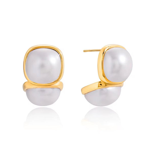 The Pearl Studs