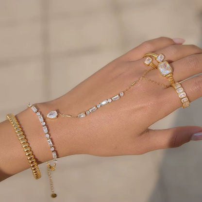 Lumina Handchain