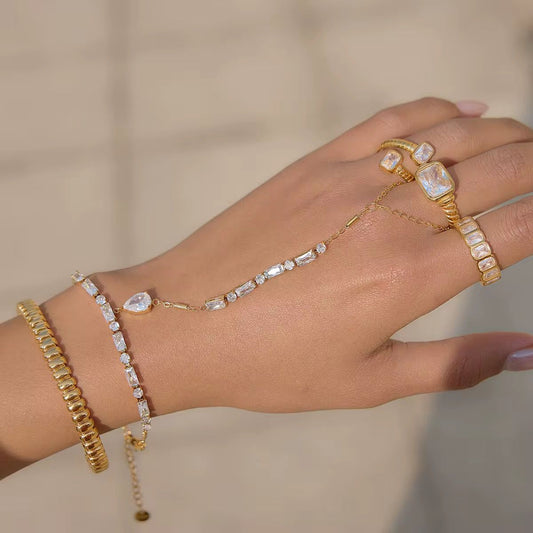 Lumina Handchain